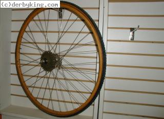 Wood rim Cyclo-cross wheel